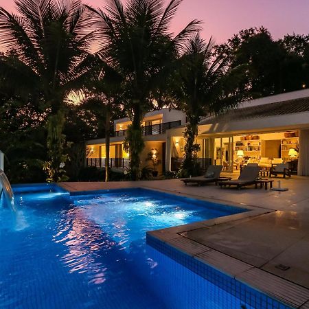 Tropical Contemporary Suites Парати Экстерьер фото
